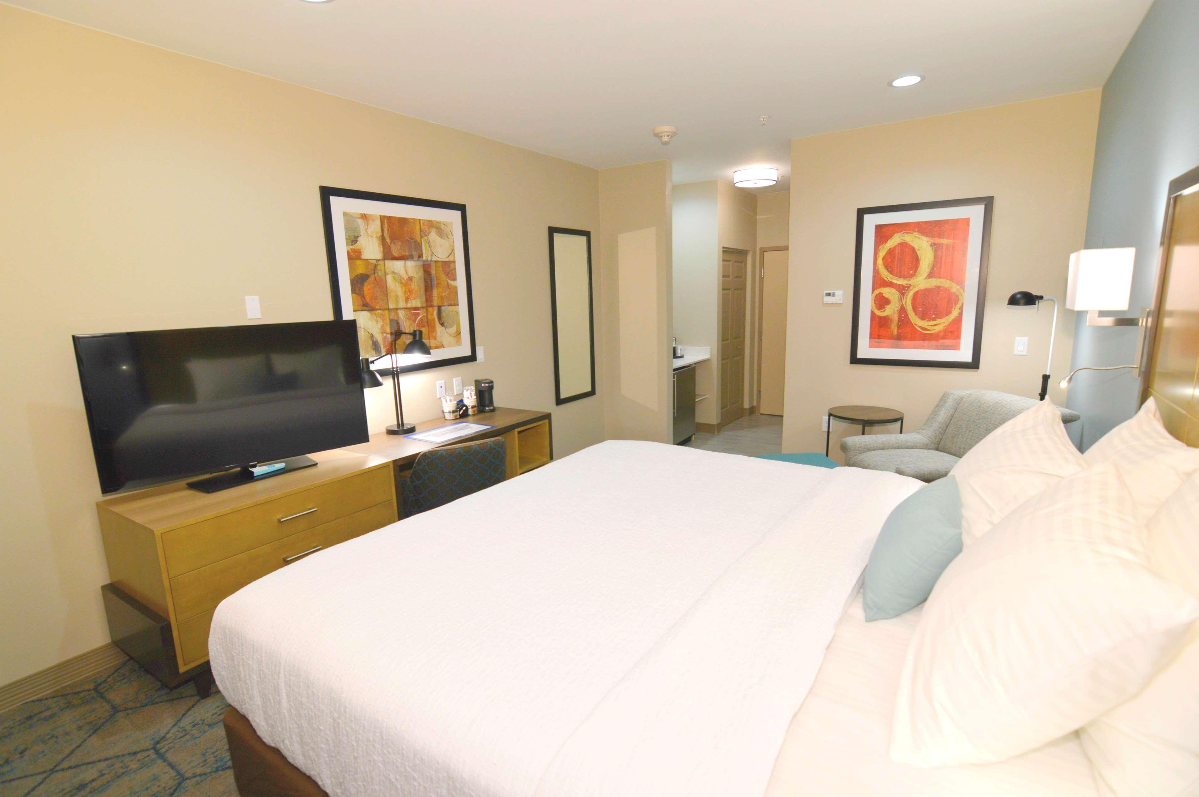 Best Western Plus Pleasanton Hotel Экстерьер фото