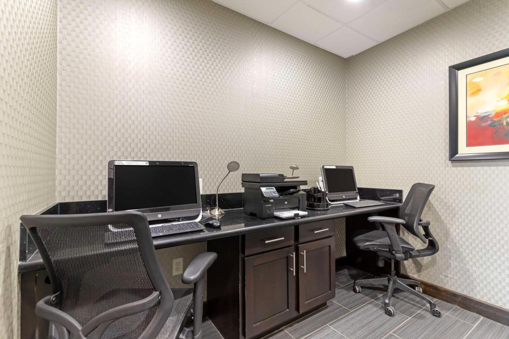Best Western Plus Pleasanton Hotel Экстерьер фото